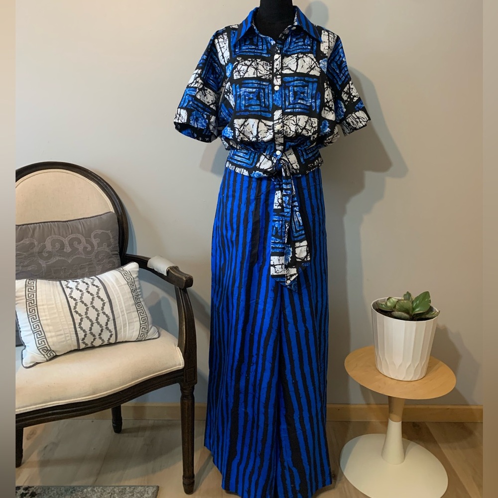 African Ankara Top only

Dorma’s Couture 
REASONABLE OFFERS ACCEPTED